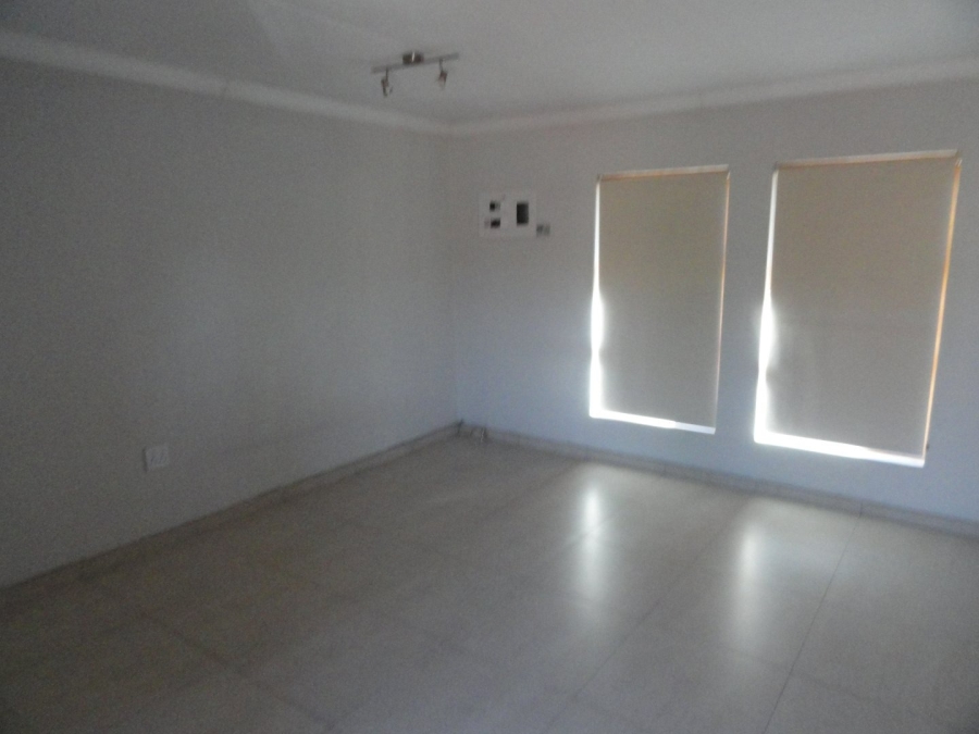 To Let 1 Bedroom Property for Rent in Die Bult North West
